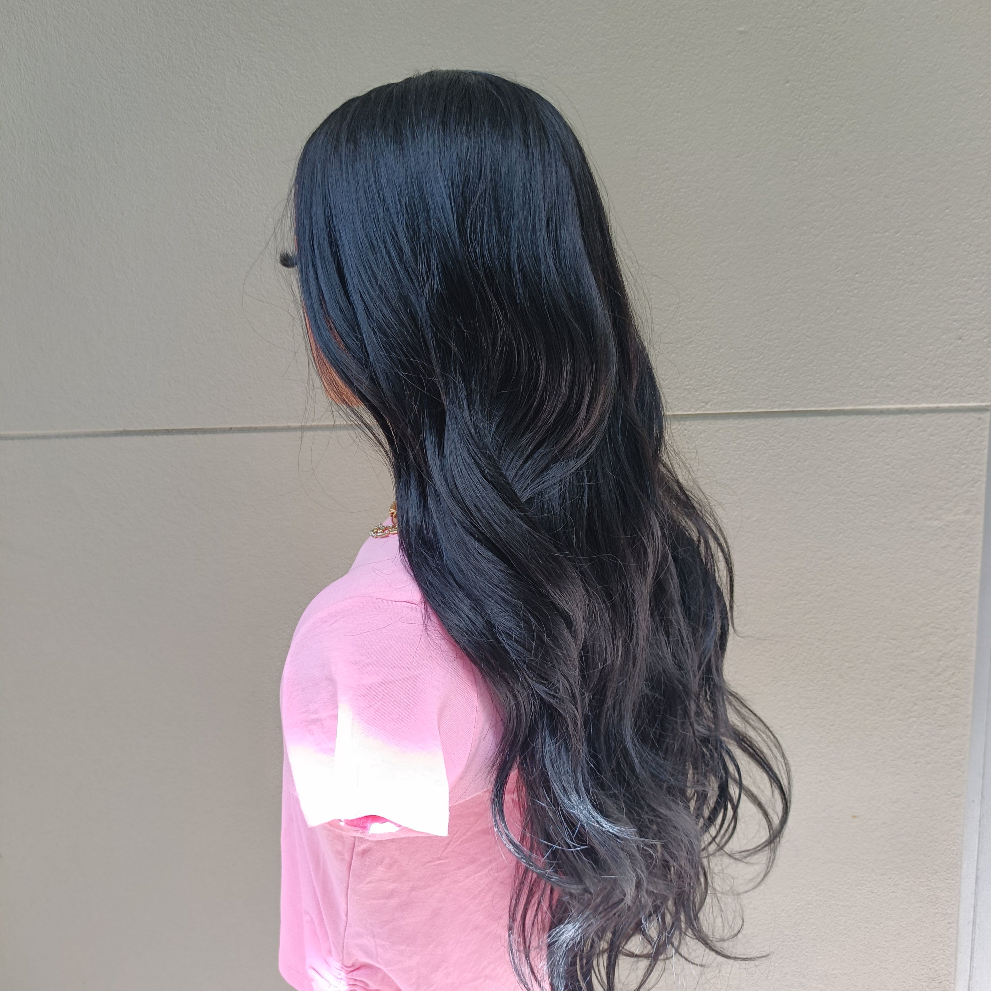 Lucy glueless lace front Synthetic wig