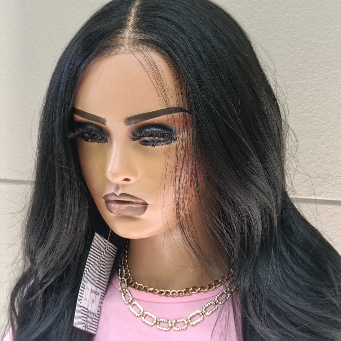 Lucy glueless lace front Synthetic wig